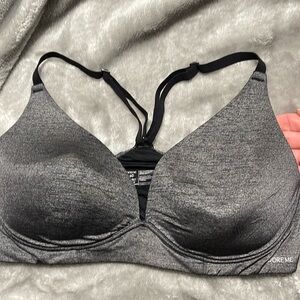 Adore Me Bra Like New gray 38D